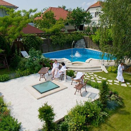 Amira Boutique Hotel Heviz Wellness & Spa מראה חיצוני תמונה