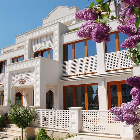 Amira Boutique Hotel Heviz Wellness & Spa מראה חיצוני תמונה