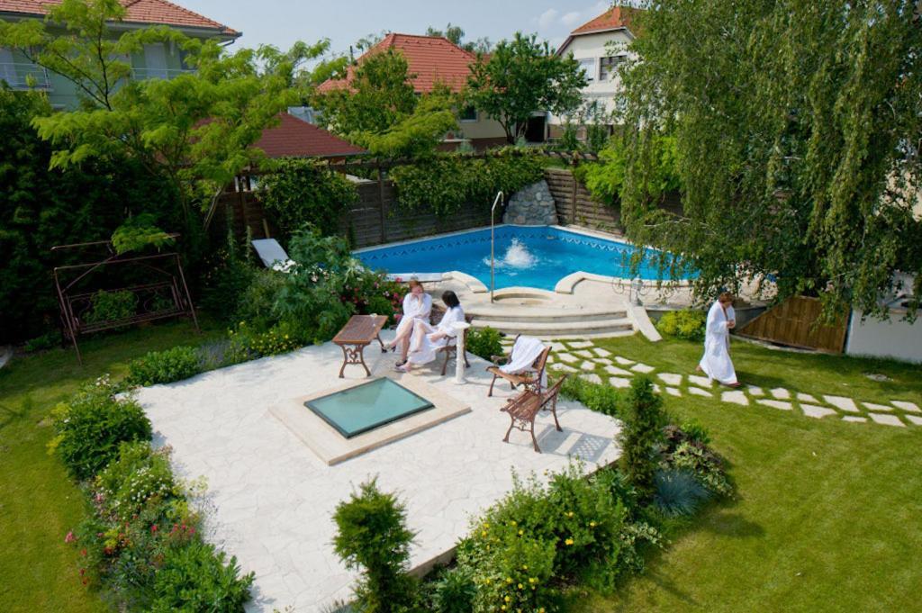 Amira Boutique Hotel Heviz Wellness & Spa מראה חיצוני תמונה