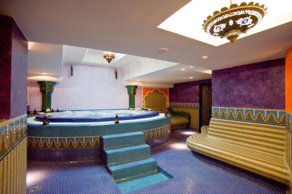 Amira Boutique Hotel Heviz Wellness & Spa מראה חיצוני תמונה