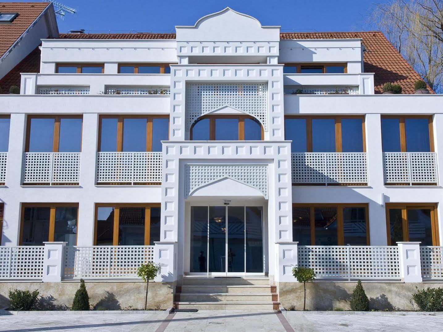 Amira Boutique Hotel Heviz Wellness & Spa מראה חיצוני תמונה
